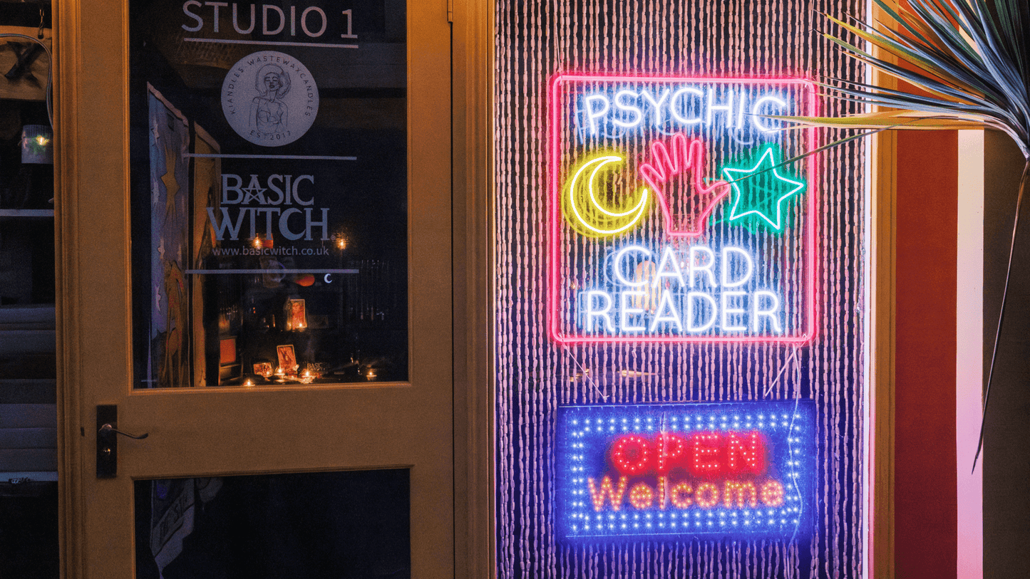 Classic Tarot Reading (20 Mins: £25)