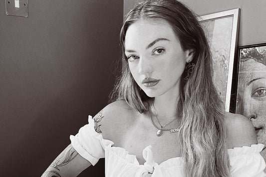 Sorcha Venus: Tarot Reader & Astrologer